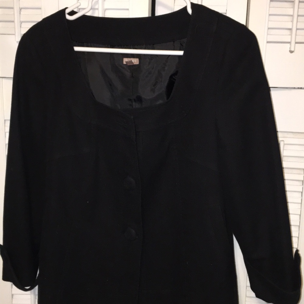 Structured black jacket with lovely details